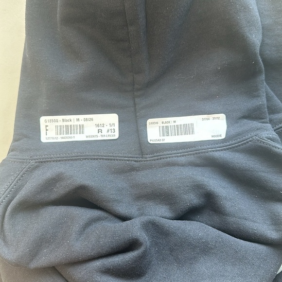 Gildan Aries Hoodie Black Size Medium kangaroo pocket Long Sleeves Fleece - Picture 6 of 7